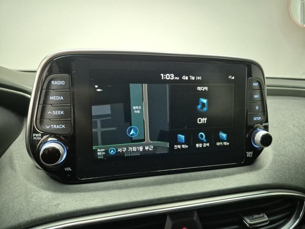 HYUNDAI Santa Fe 2019 Negro - Importación desde Corea - HF Imports Iquique - Foto 13