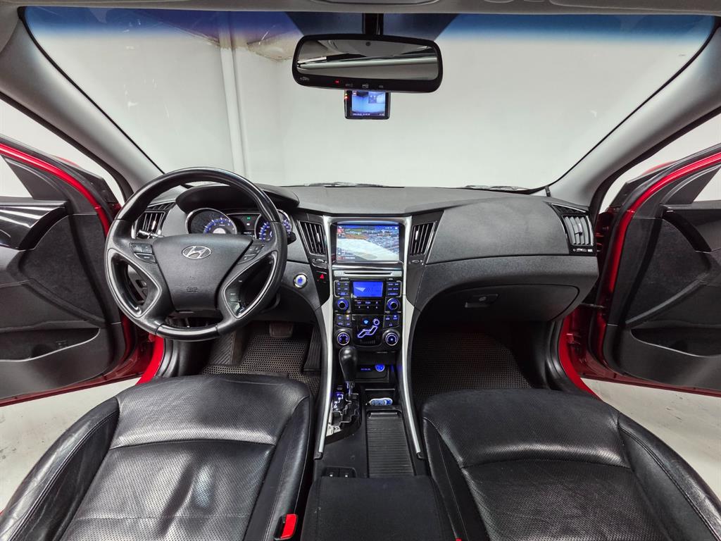 HYUNDAI Sonata - Vista 6