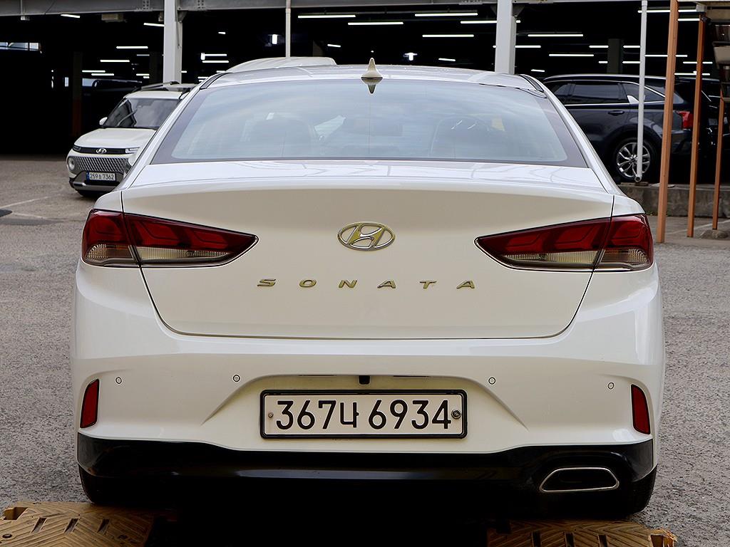 HYUNDAI Sonata - Vista 5