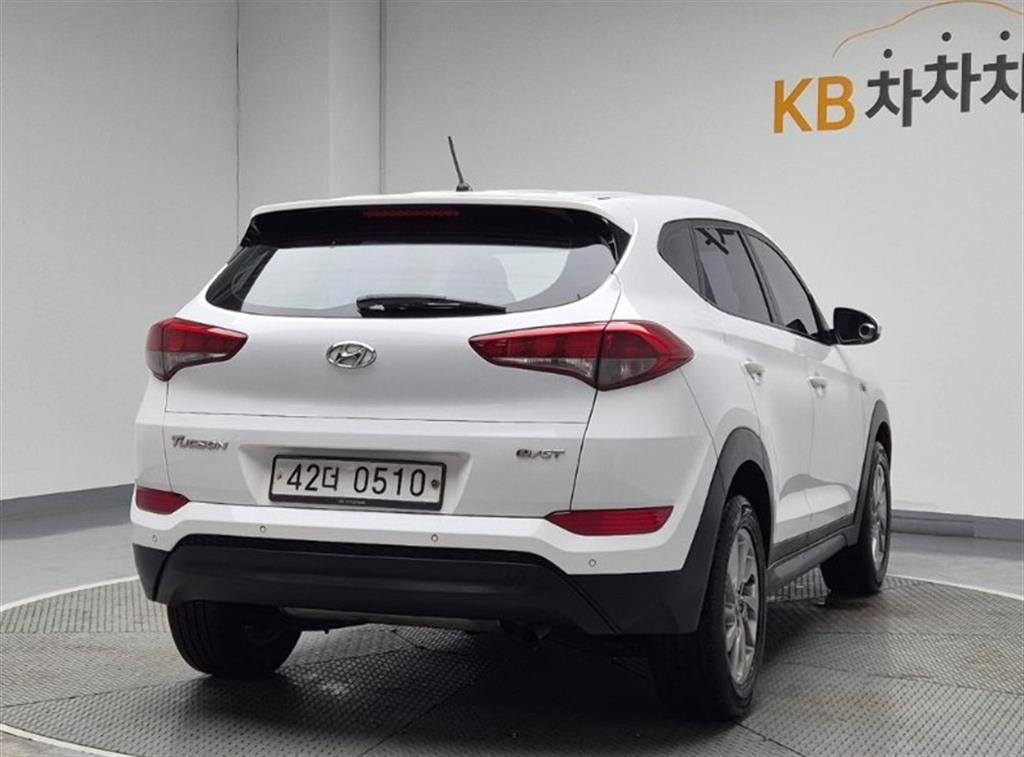 HYUNDAI Tucson - Vista 4