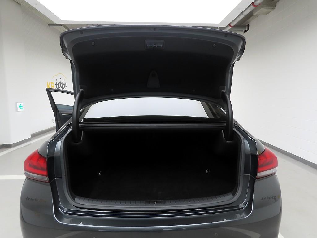 Genesis G80 - Vista 5