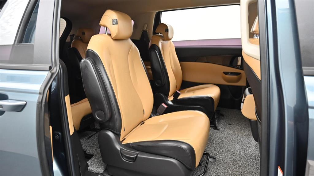 KIA Carnival 2021 Gris - Importación desde Corea - HF Imports Iquique - Foto 12