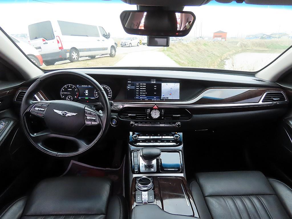 Genesis EQ900 - Vista 9