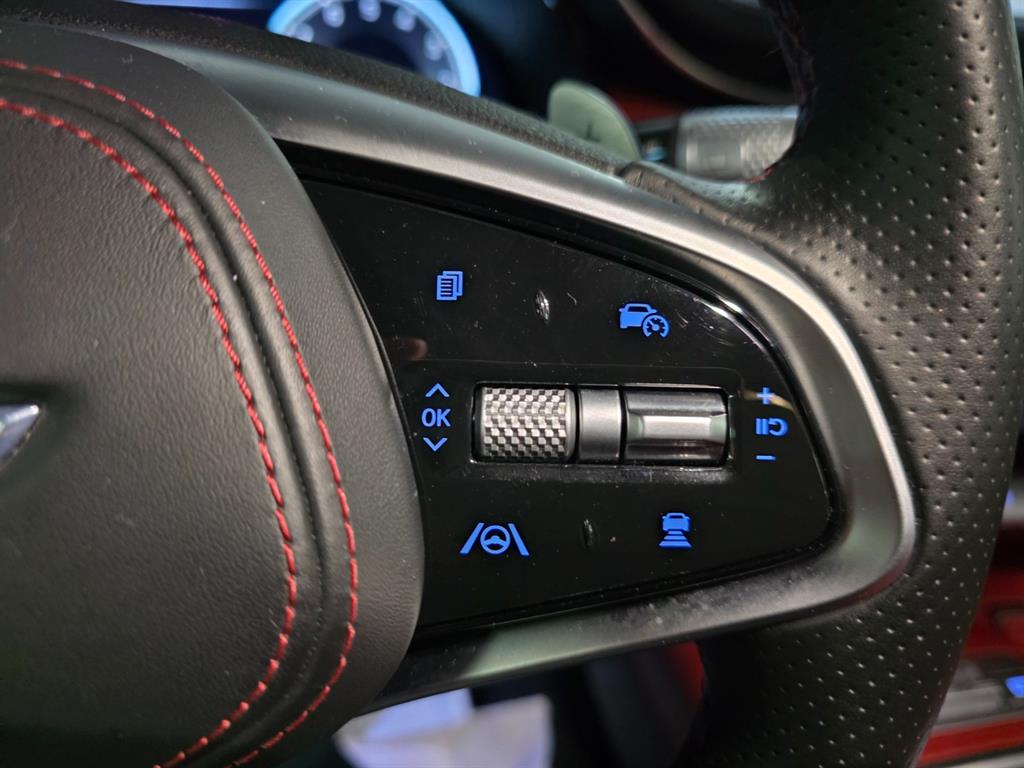 Genesis GV70 - Vista 12