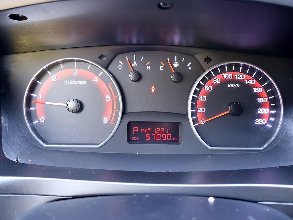 Ssangyong Korando - Vista 11