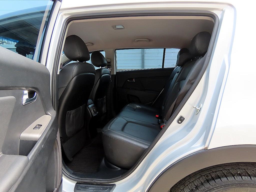 KIA Sportage - Vista 6