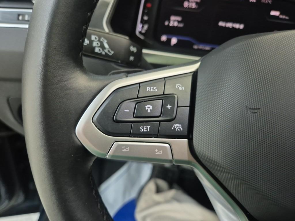 Volkswagen Tiguan - Vista 11