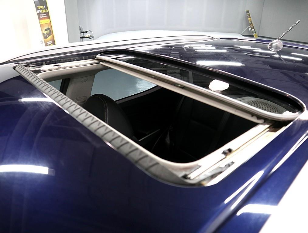 Ssangyong Tivoli 2016 Azul - Importación desde Corea - HF Imports Iquique - Foto 16