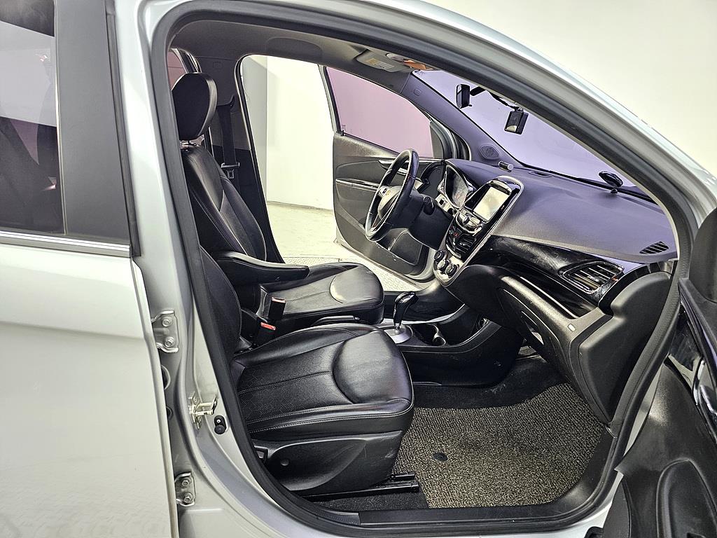 Chevrolet Spark - Vista 11