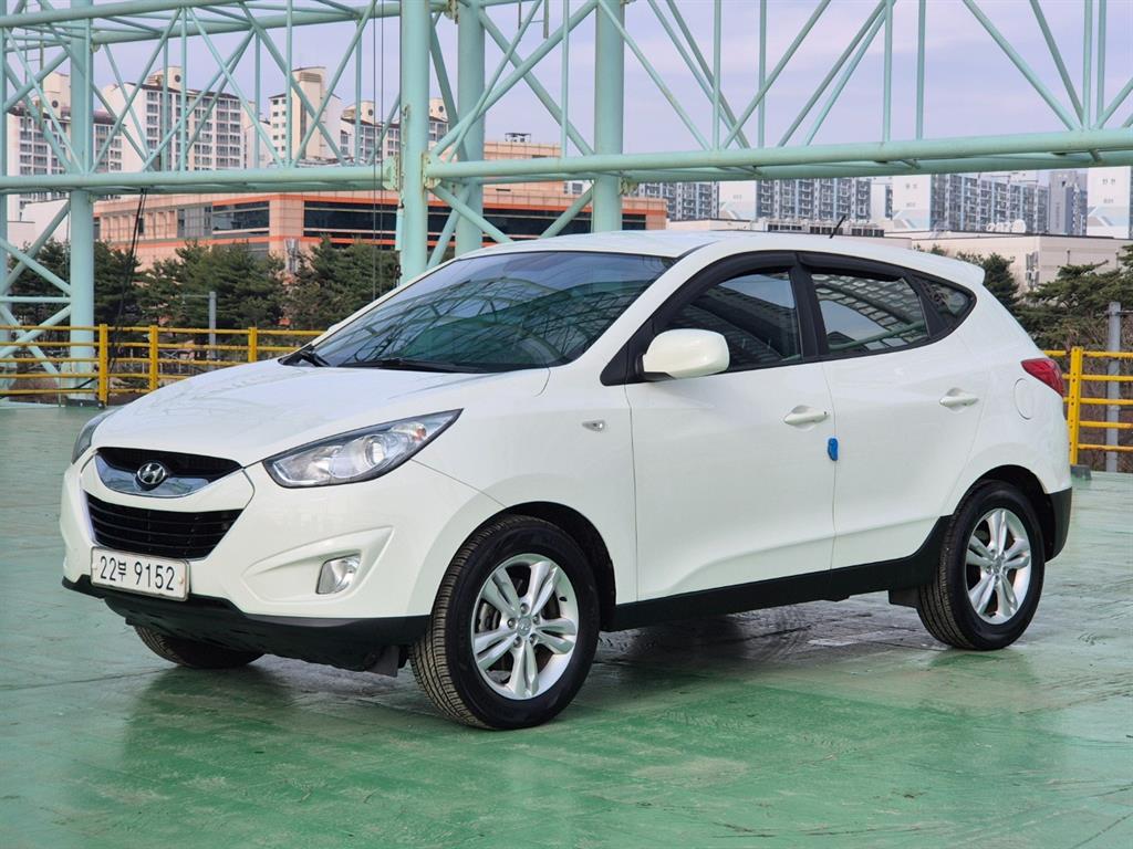 HYUNDAI Tucson 2011 Blanco - Importación desde Corea - HF Imports Iquique - Foto 1
