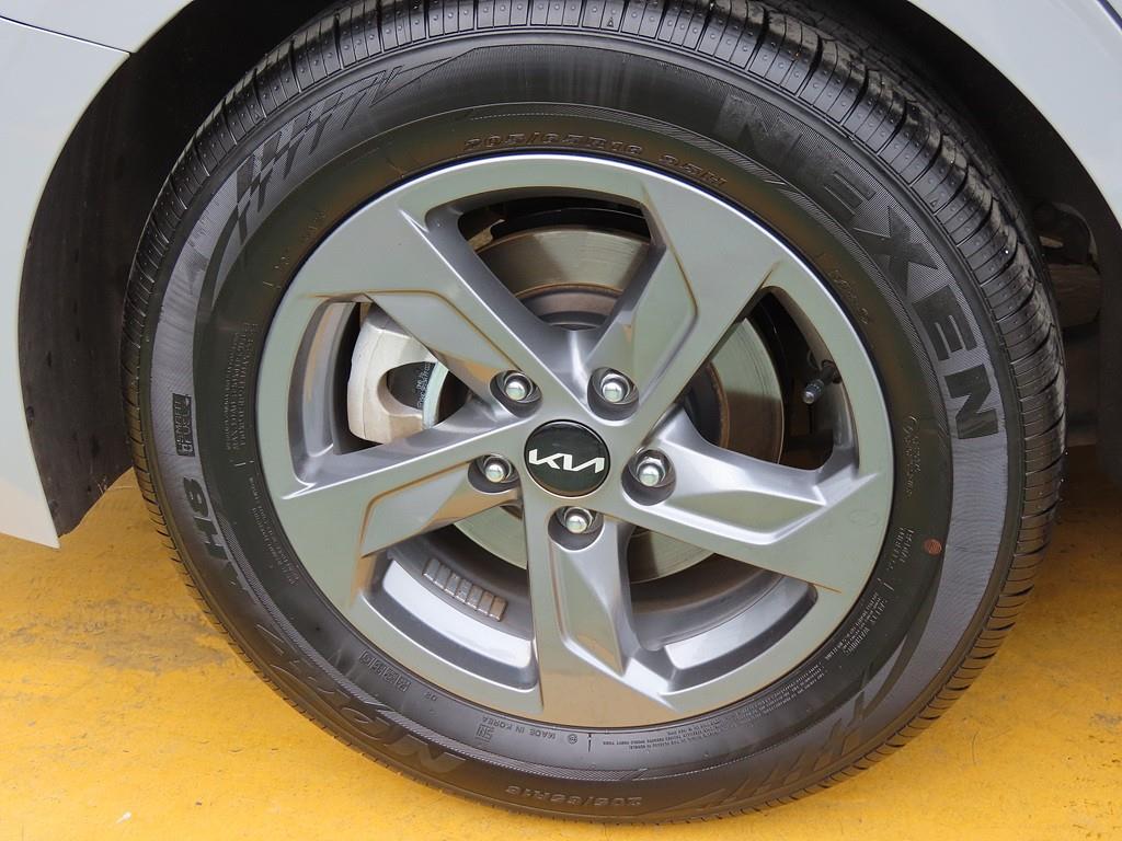 KIA K5 2025 Gris - Importación desde Corea - HF Imports Iquique - Foto 20