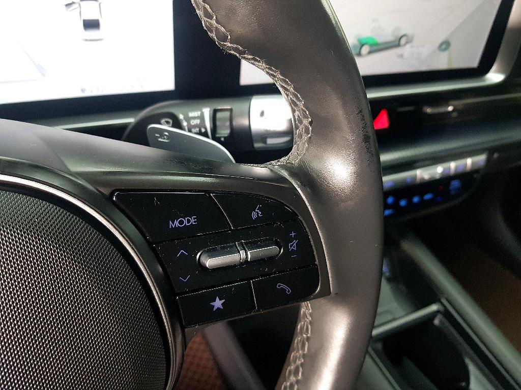 HYUNDAI Ioniq 6 - Vista 12