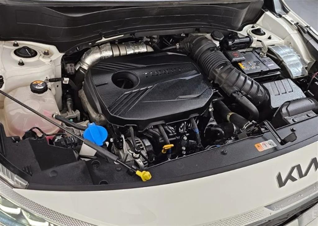 KIA Seltos - Vista 6