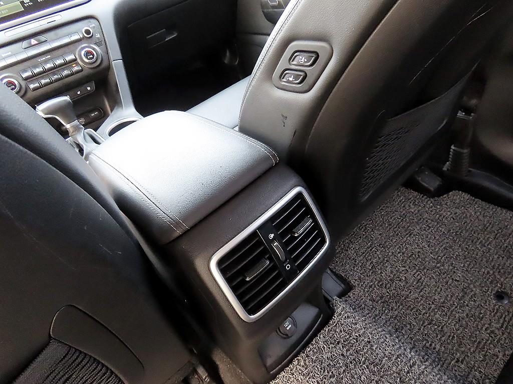 KIA Sportage 2022 Negro - Importación desde Corea - HF Imports Iquique - Foto 17