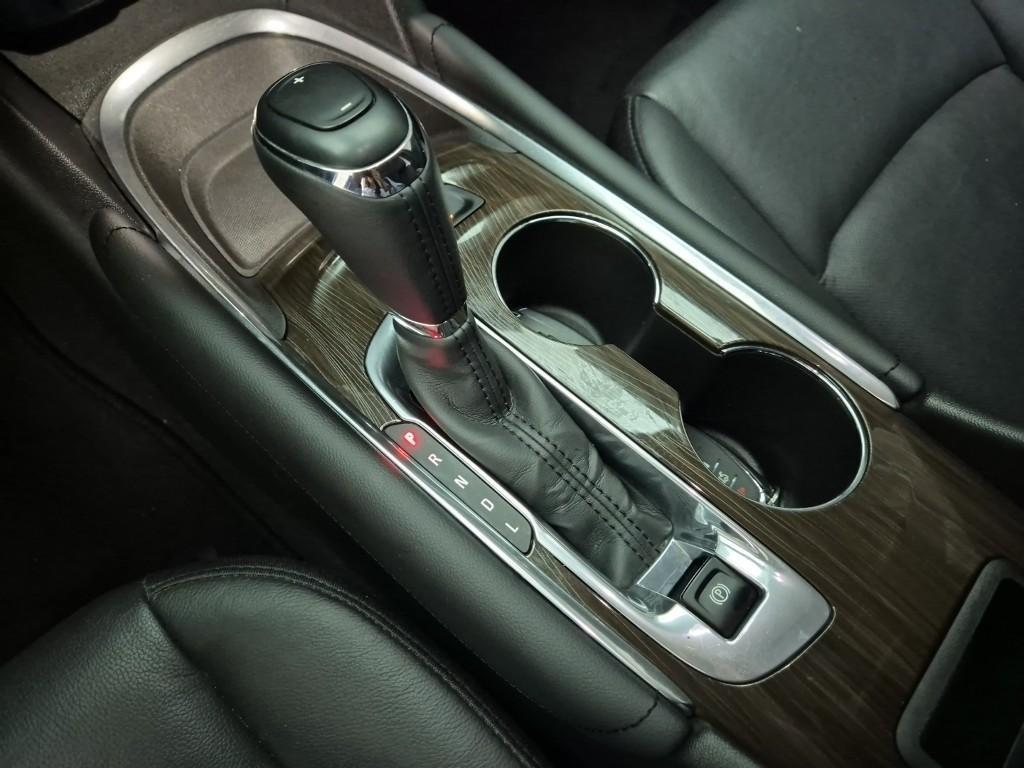 Chevrolet Malibu - Vista 8