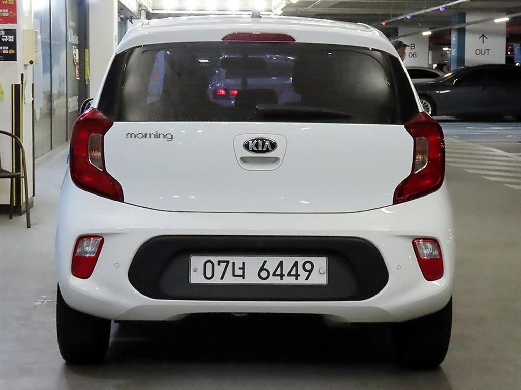 KIA Morning - Vista 5