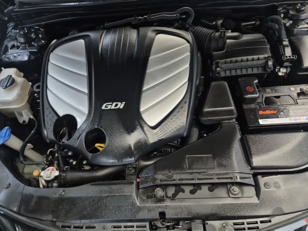 HYUNDAI Grandeur - Vista 5