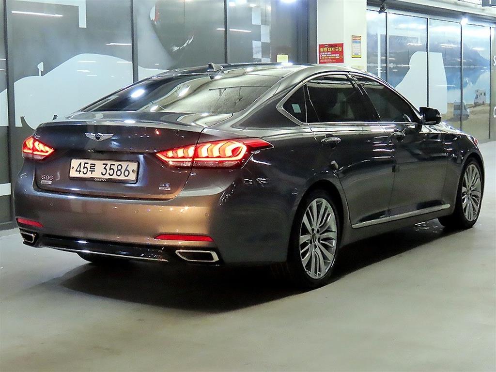 Genesis G80 - Vista 4