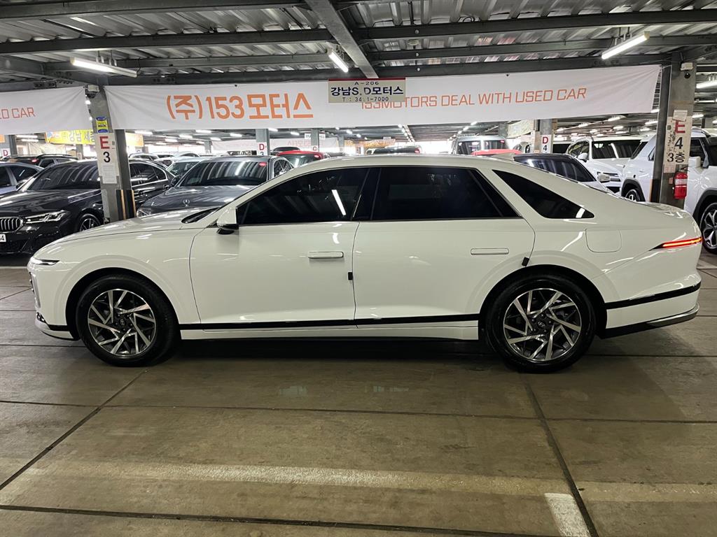 HYUNDAI Grandeur - Vista 3