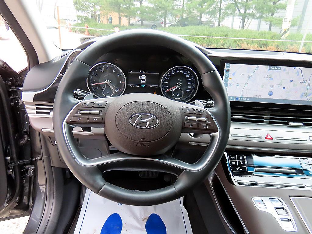 HYUNDAI Grandeur - Vista 7