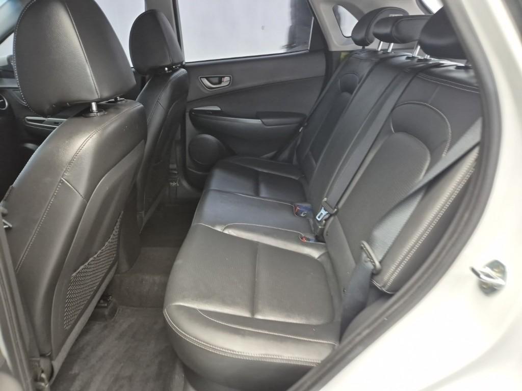 HYUNDAI Kona - Vista 12