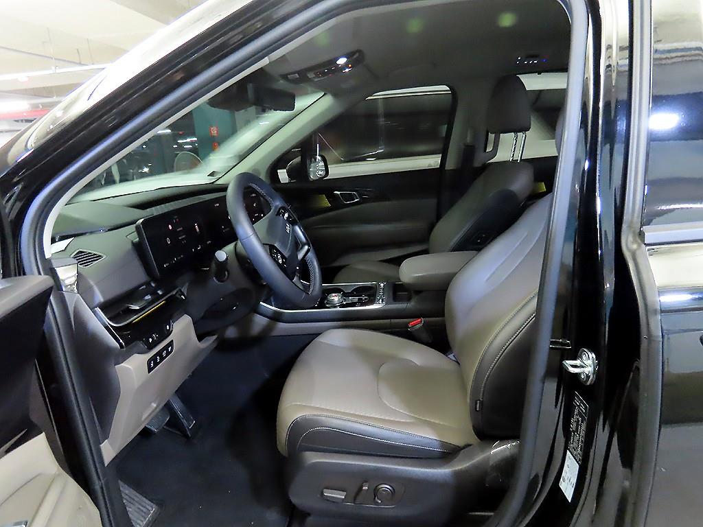 KIA Carnival - Vista 6