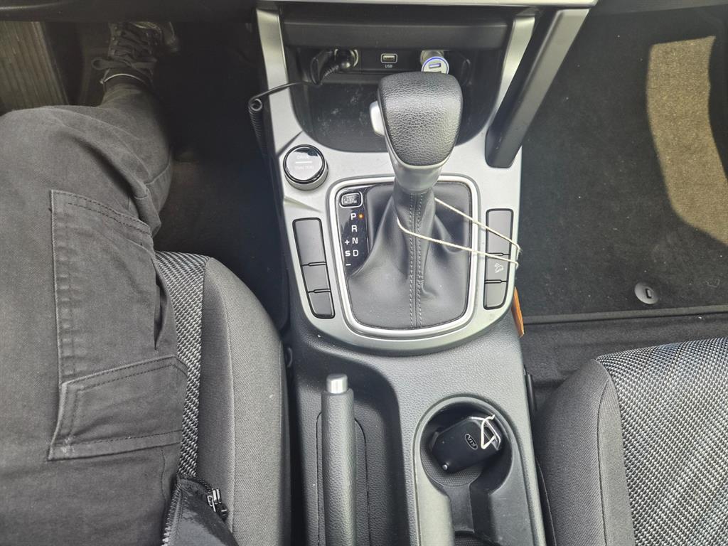 KIA Seltos - Vista 12