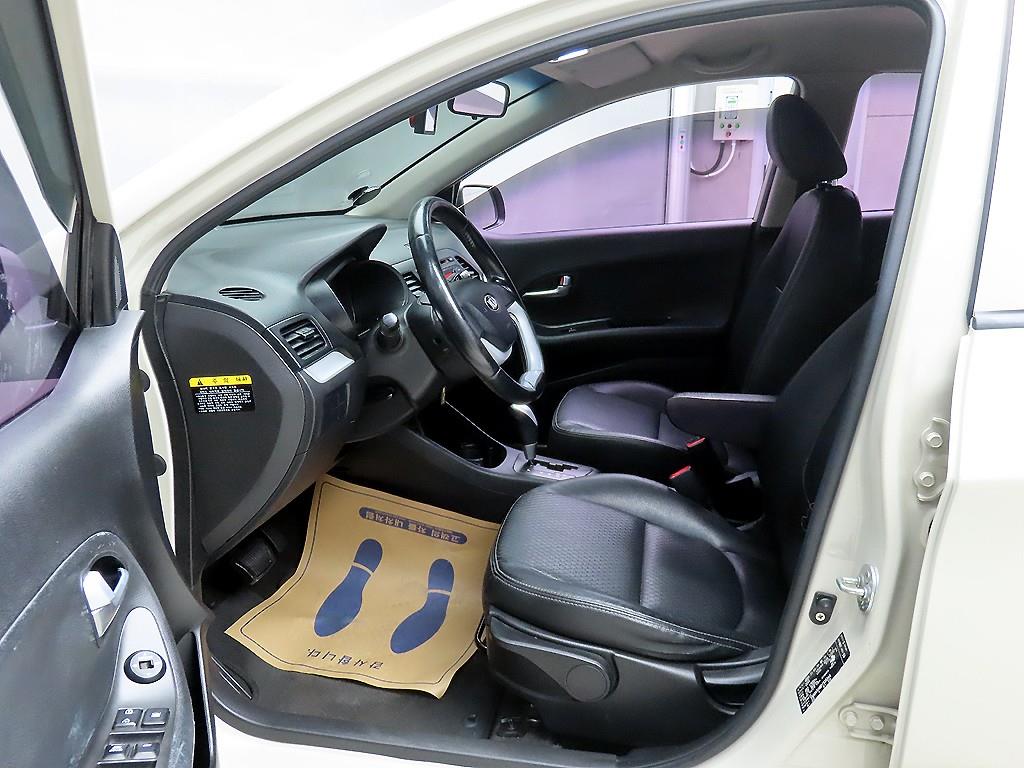 KIA Morning - Vista 5