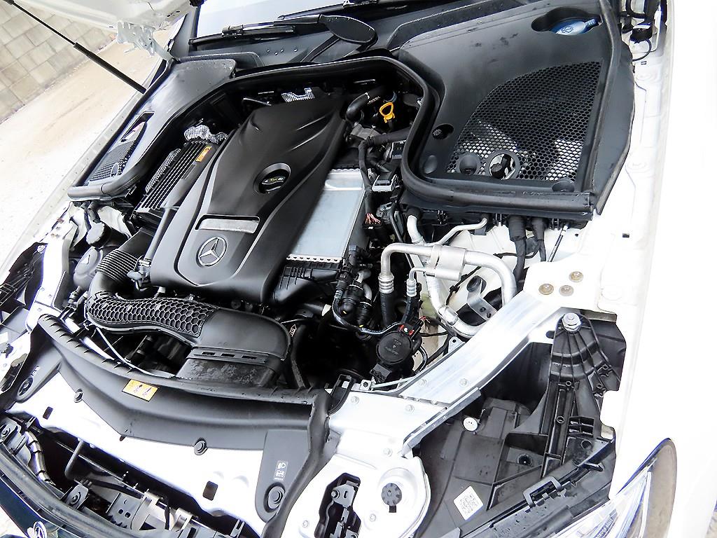 Mercedes Benz E class 2020 Blanco - Importación desde Corea - HF Imports Iquique - Foto 19