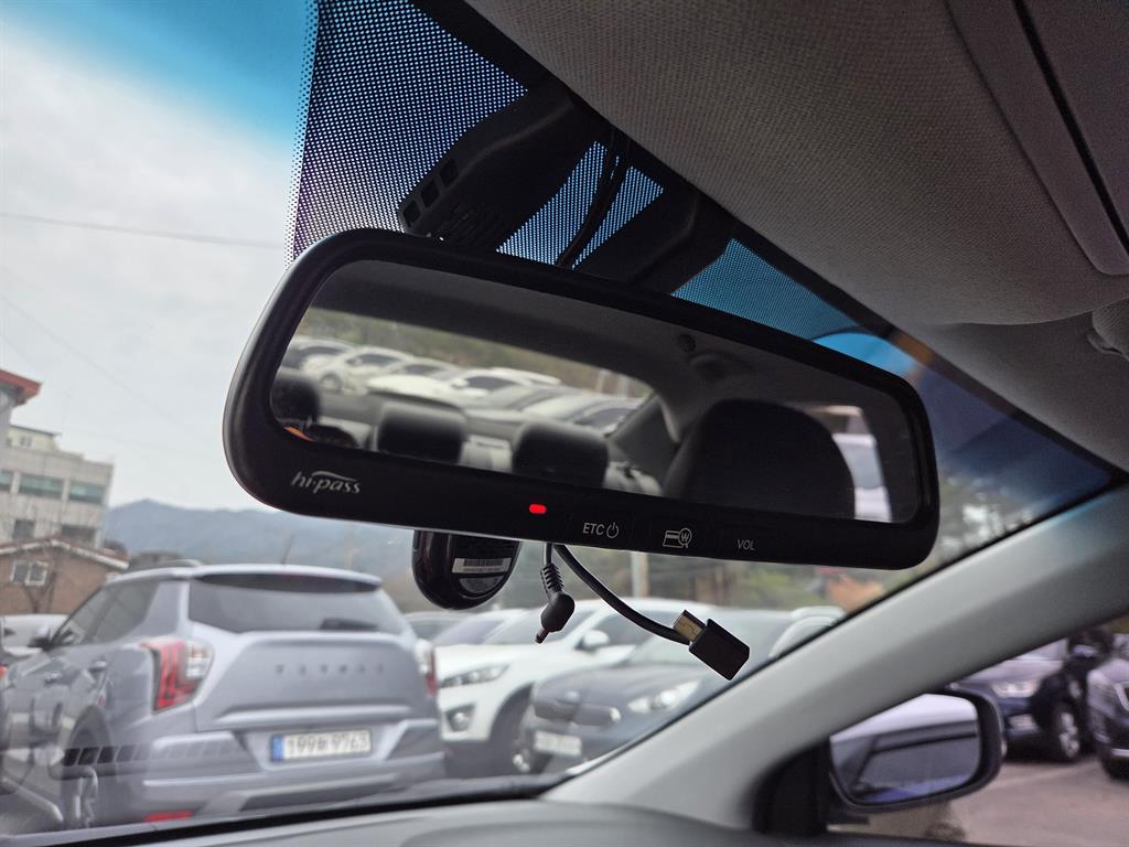 HYUNDAI Avante - Vista 11