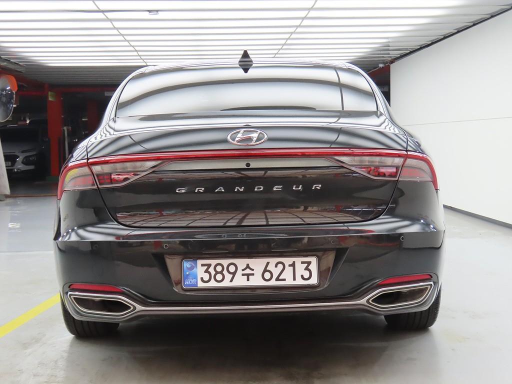 HYUNDAI Grandeur - Vista 4