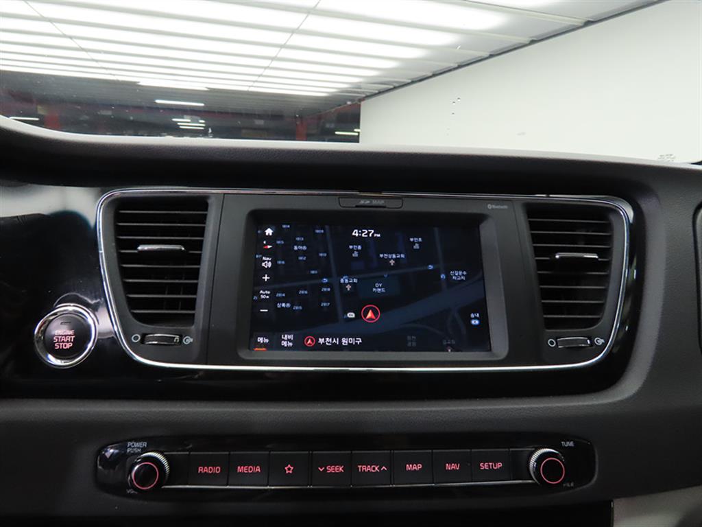 KIA Carnival 2018 Gris - Importación desde Corea - HF Imports Iquique - Foto 13