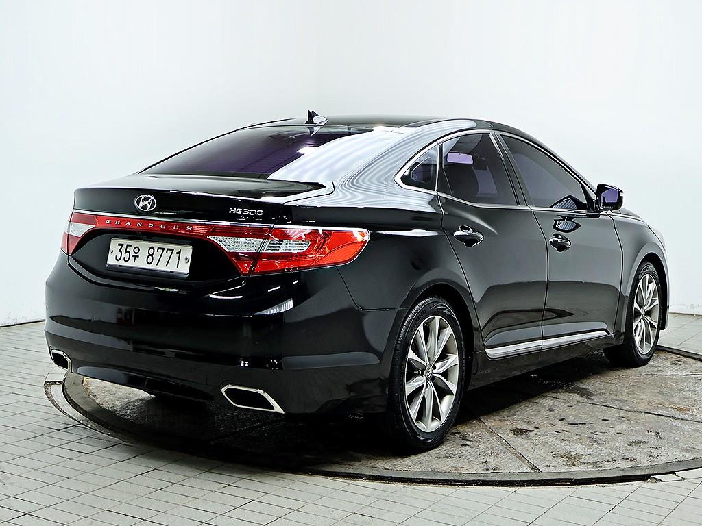 HYUNDAI Grandeur - Vista 7