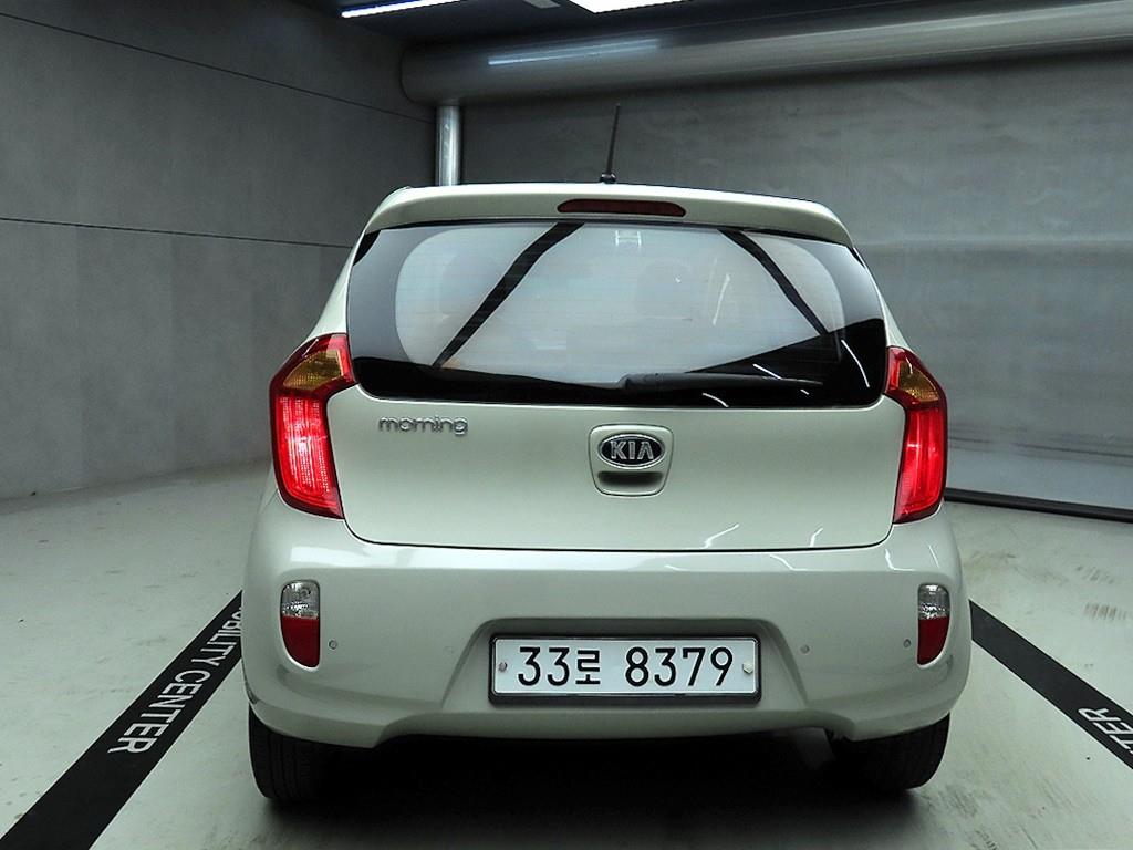 KIA Morning - Vista 3