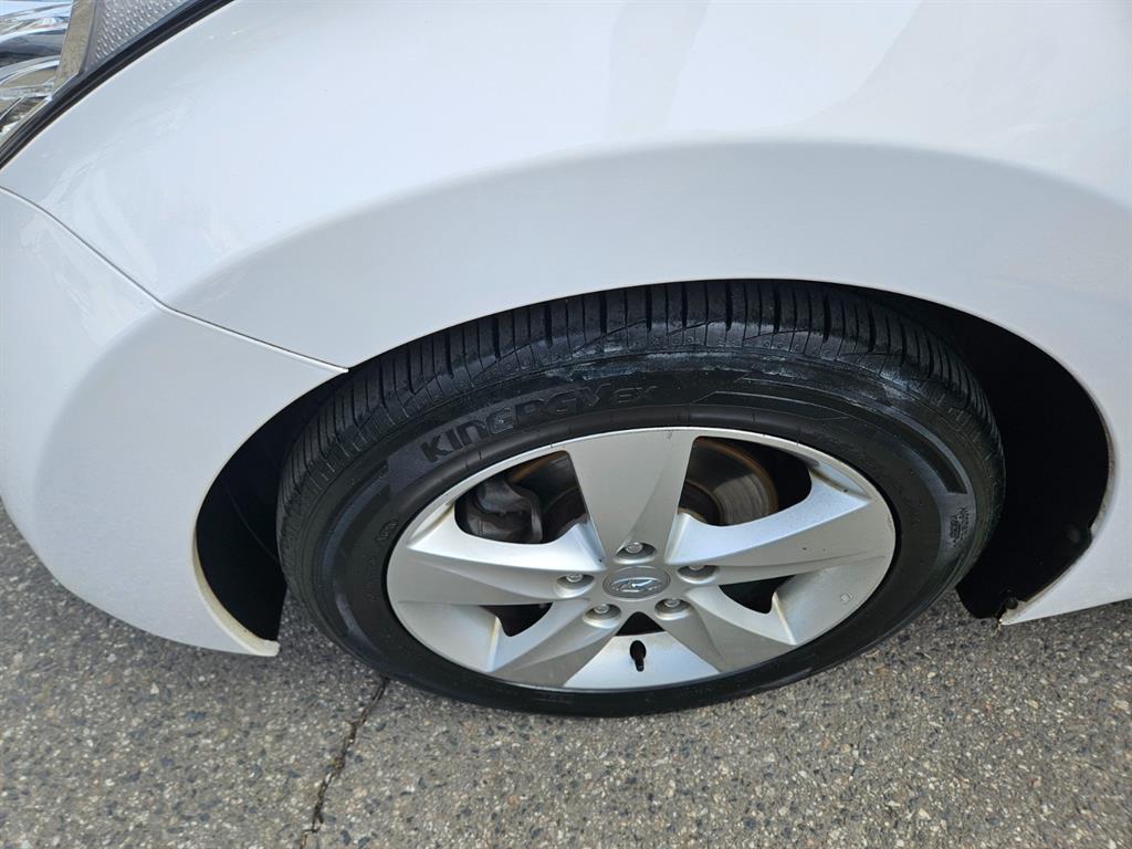 HYUNDAI Avante 2012 Blanco - Importación desde Corea - HF Imports Iquique - Foto 16