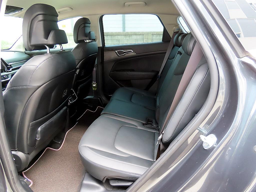 KIA Sportage - Vista 6