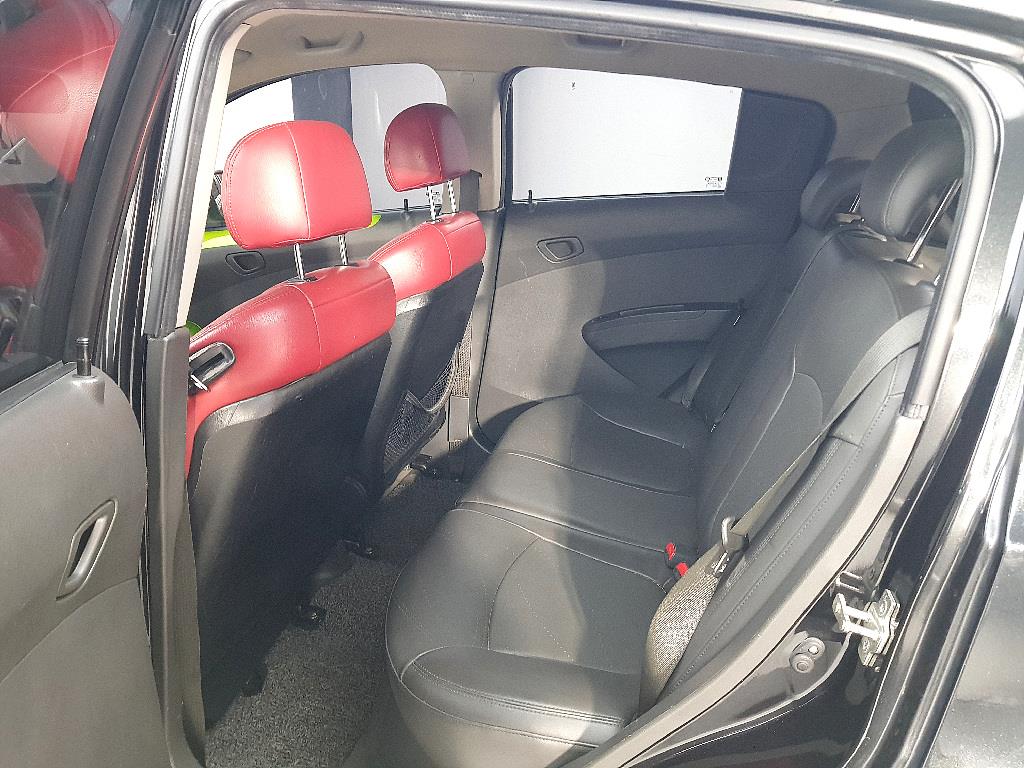 Chevrolet Spark - Vista 8