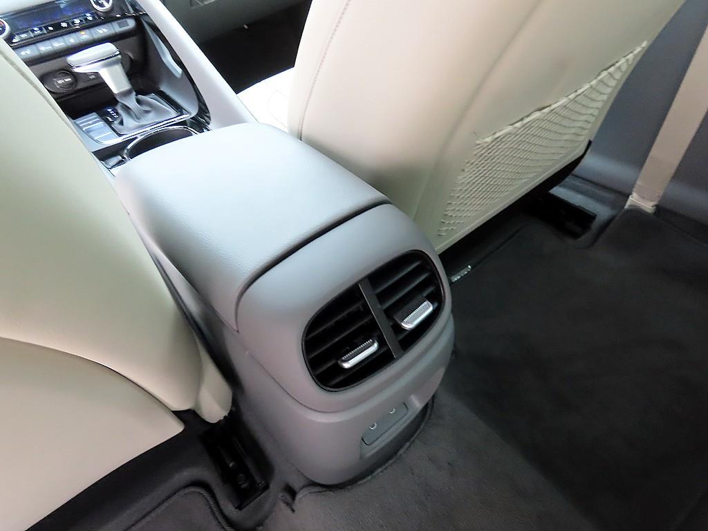 HYUNDAI Avante 2025 Blanco - Importación desde Corea - HF Imports Iquique - Foto 17