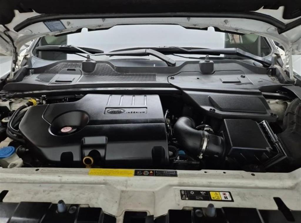 Land Rover Discovery Sports - Vista 5