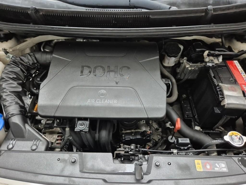 KIA Morning - Vista 5