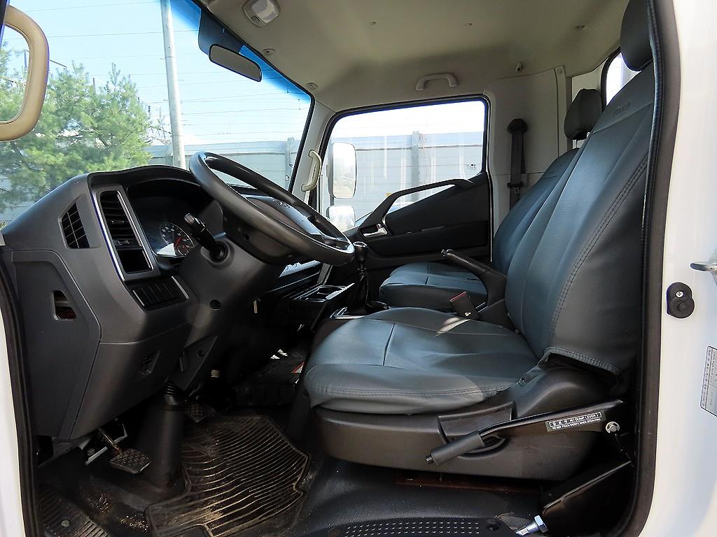 medium and large cargo dump - Vista 6