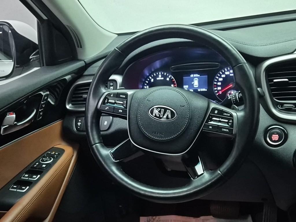 KIA Sorento - Vista 9