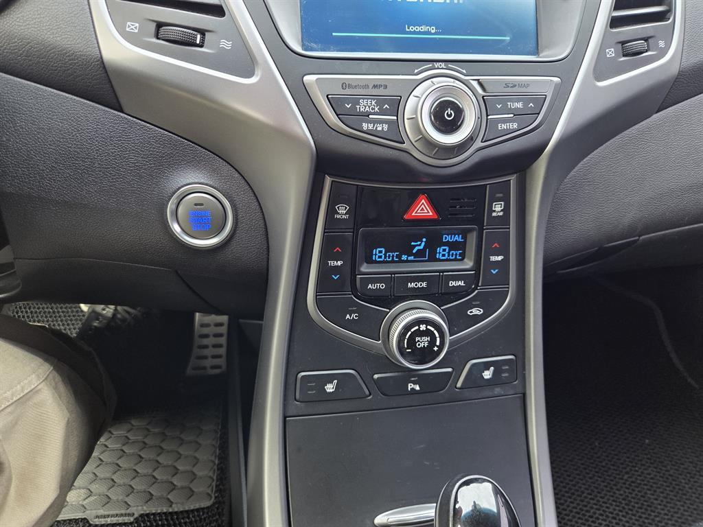 HYUNDAI Avante 2014 Blanco - Importación desde Corea - HF Imports Iquique - Foto 14