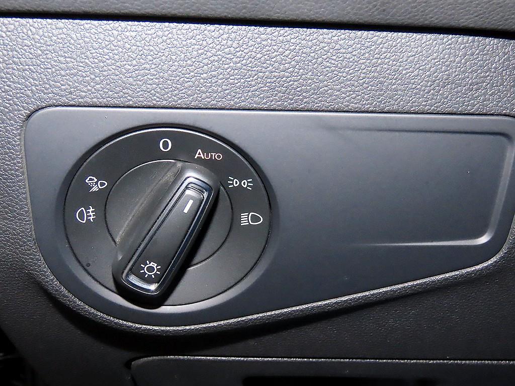 Volkswagen Tiguan 2022 Negro - Importación desde Corea - HF Imports Iquique - Foto 14