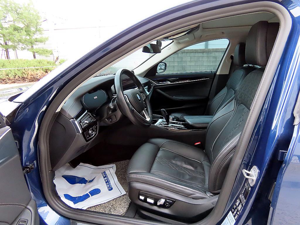 BMW 5 Series - Vista 5