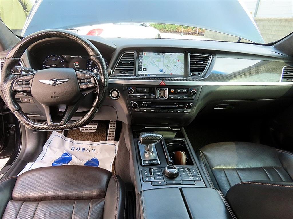 Genesis G80 - Vista 7