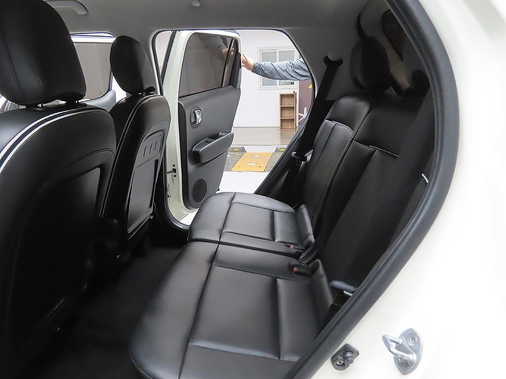 HYUNDAI Casper 2023 Blanco - Importación desde Corea - HF Imports Iquique - Foto 9