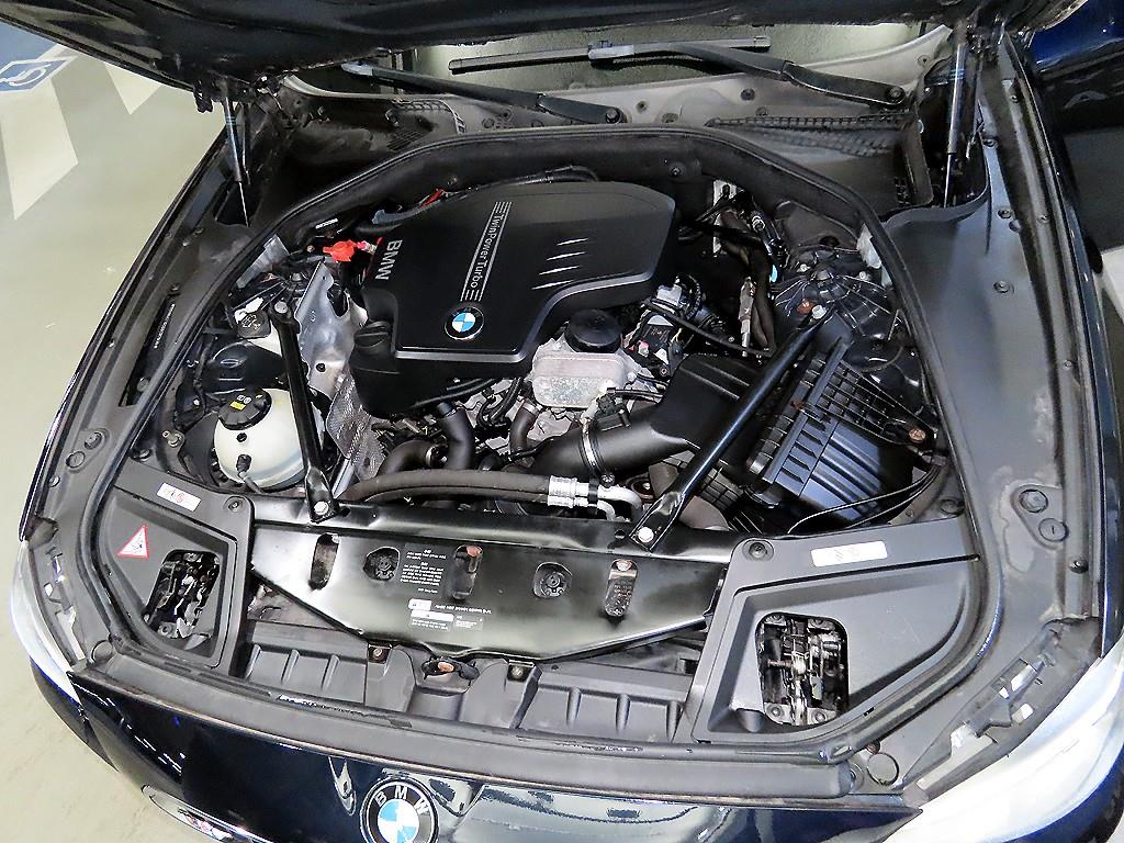 BMW 5 Series 2016 Azul - Importación desde Corea - HF Imports Iquique - Foto 19