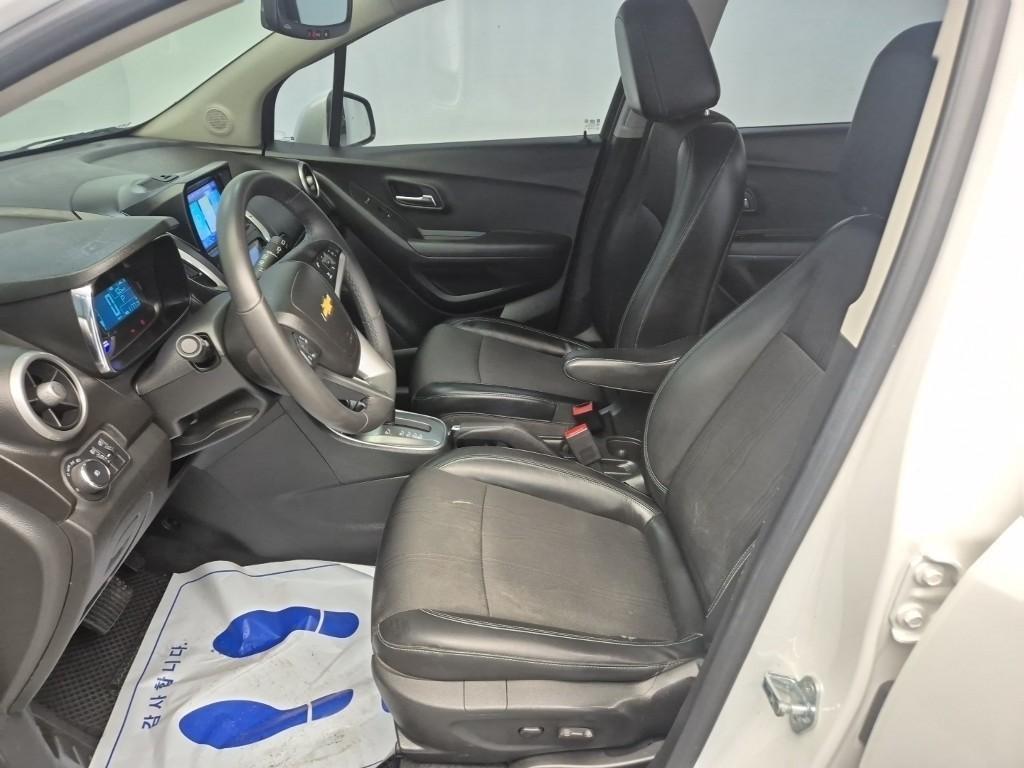 Chevrolet Trax - Vista 11