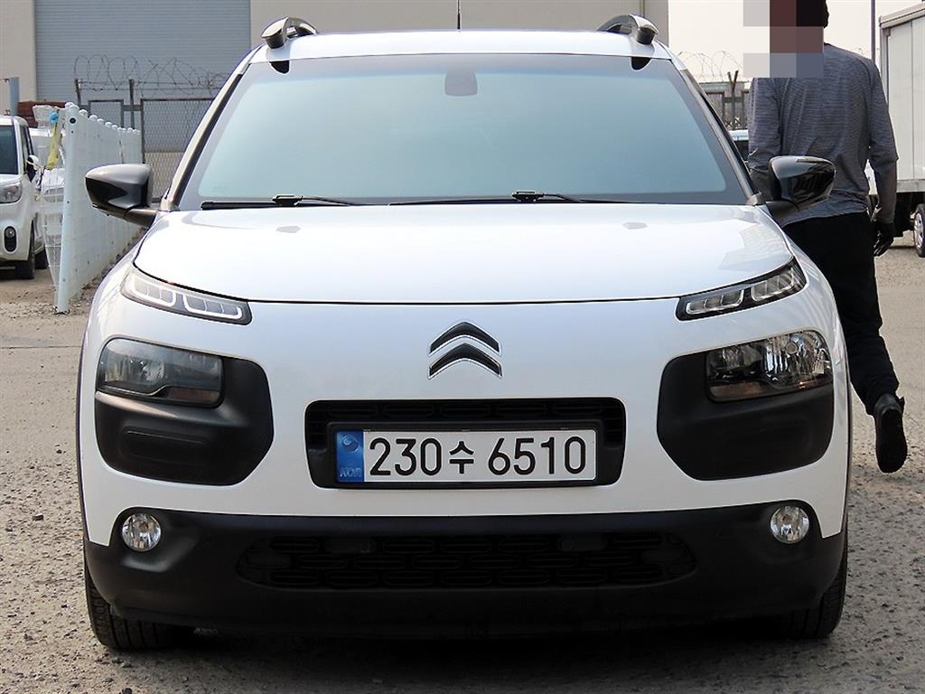 Citroen C4 2018 Blanco - Importación desde Corea - HF Imports Iquique - Foto 1